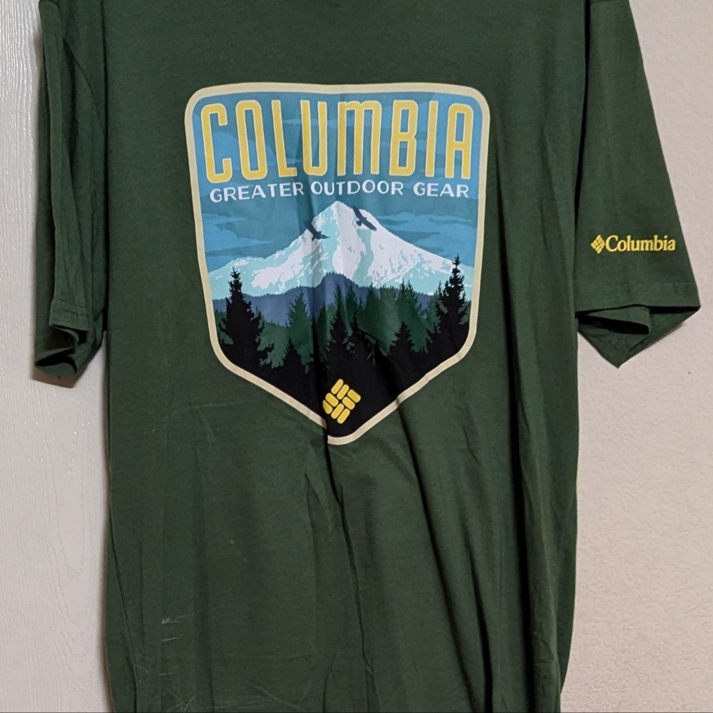Columbia Outdoor Gear Short Sleeve Graphic Tee Size L New MSRP $25